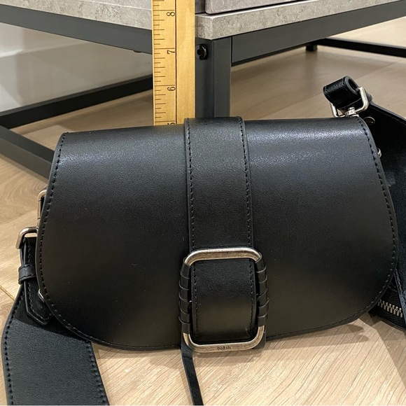 ba&sh shoulder bag with 2 removable strap attachments. Never used. New condition - Picture 11 of 12